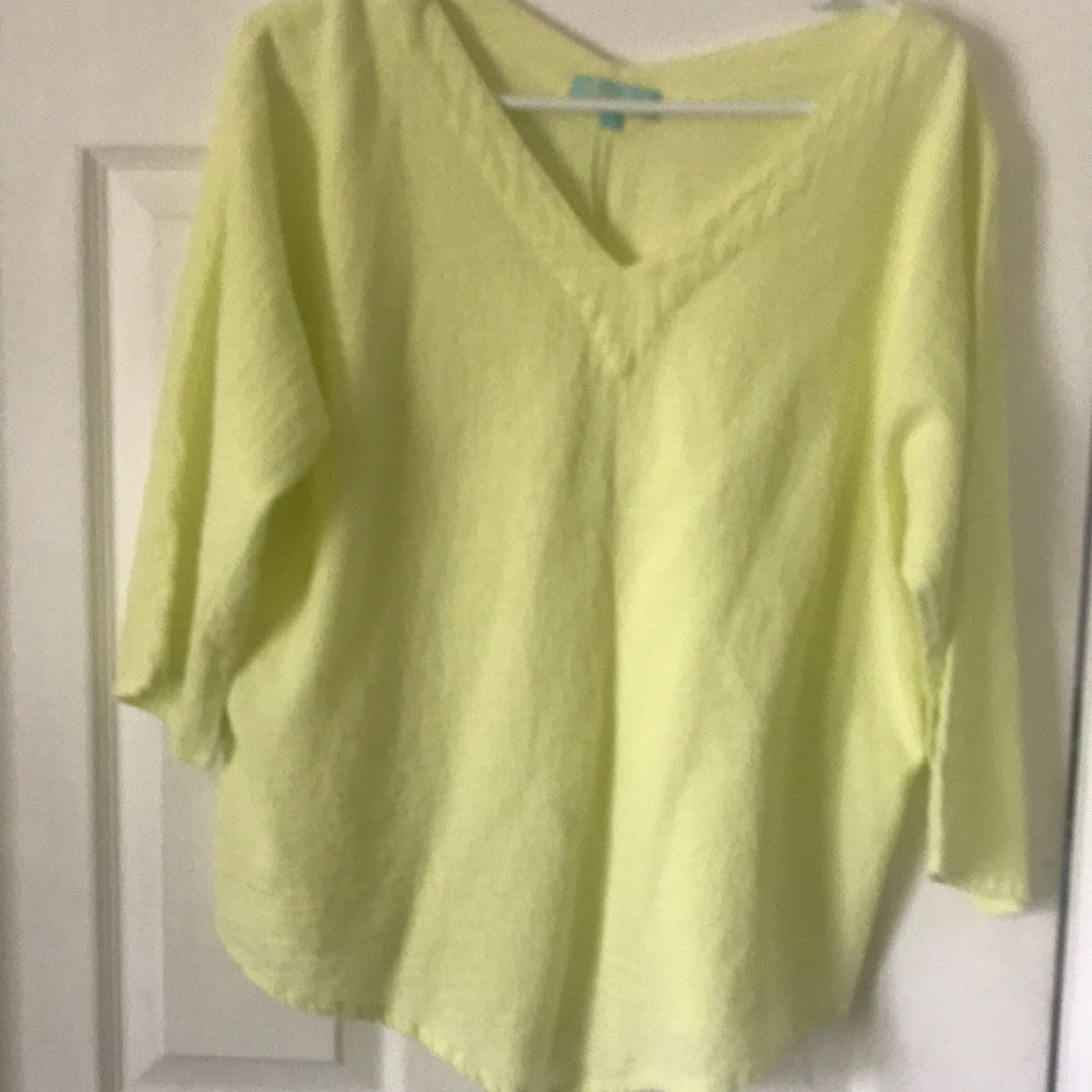 Anthonys gauze top v neck 3/4 sleeve large